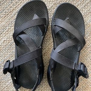 CHACOS WOMEN 9